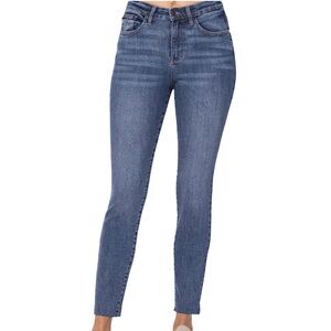 Judy Blue Hi-Waisted Embroidered Pocket Relaxed Fit Jean Light Wash Size 14